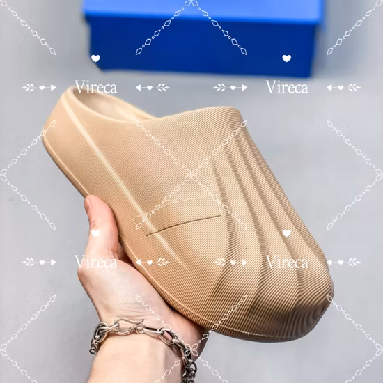 Кроссовки Yeezy Boost 700 Shoes Wave Runner